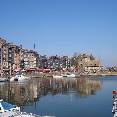 Ibis Honfleur-2